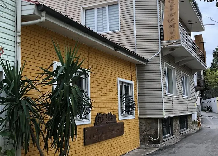 Kaleici Muhtesem Konum Uygun Fiyat Ev Апартаменты